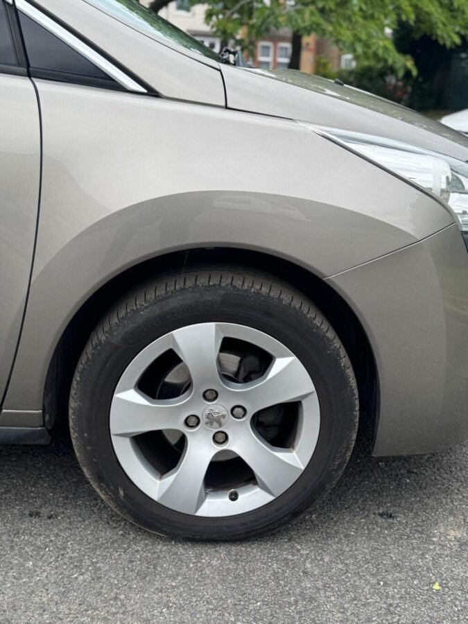 2012 Peugeot 3008