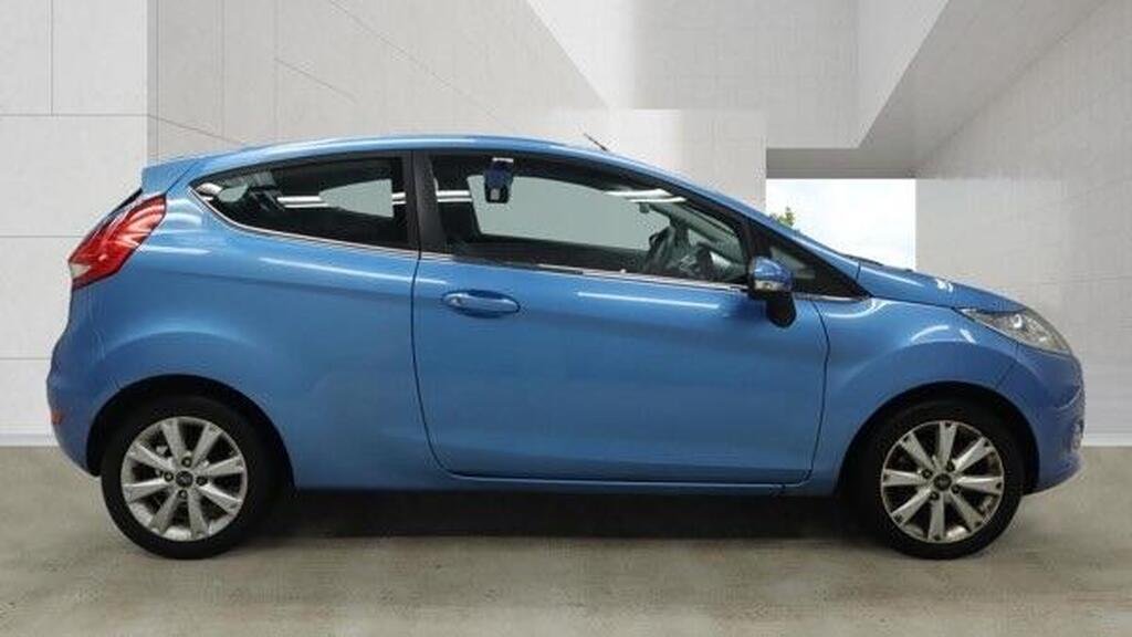 2010 Ford Fiesta